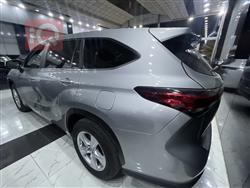 تۆیۆتا هایلاندەر